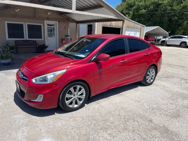 photo of 2014 HYUNDAI ACCENT 4DR