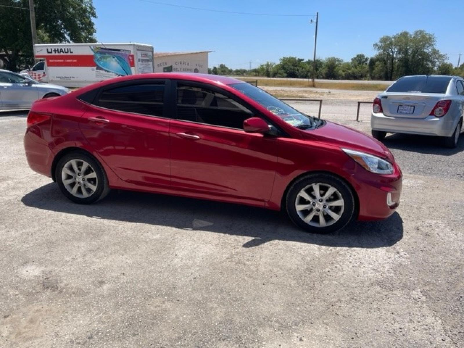 2014 RED HYUNDAI ACCENT GLS (KMHCU4AE8EU) with an 1.6L engine, Automatic transmission, located at 124 Elm St., Cibolo, TX, 78108, (210) 658-3118, 29.559427, -98.232384 - www.discountautosinc.com TEXT QUESTIONS TO 210-900-3118 35 MONTHLY PAYMENTS OF $285 WITH $1695 DOWN AND FINAL ODD PAYMENT OF $151.19 W/FIRST PAYMENT DUE 30 DAYS FROM DATE OF SALE. WARRANTY ON ENGINE and TRANSMISSION ONLY FOR 3 MONTHS OR 3,000 MLS. 36 MO'S TERM W/ 22.44 APR - Photo #6
