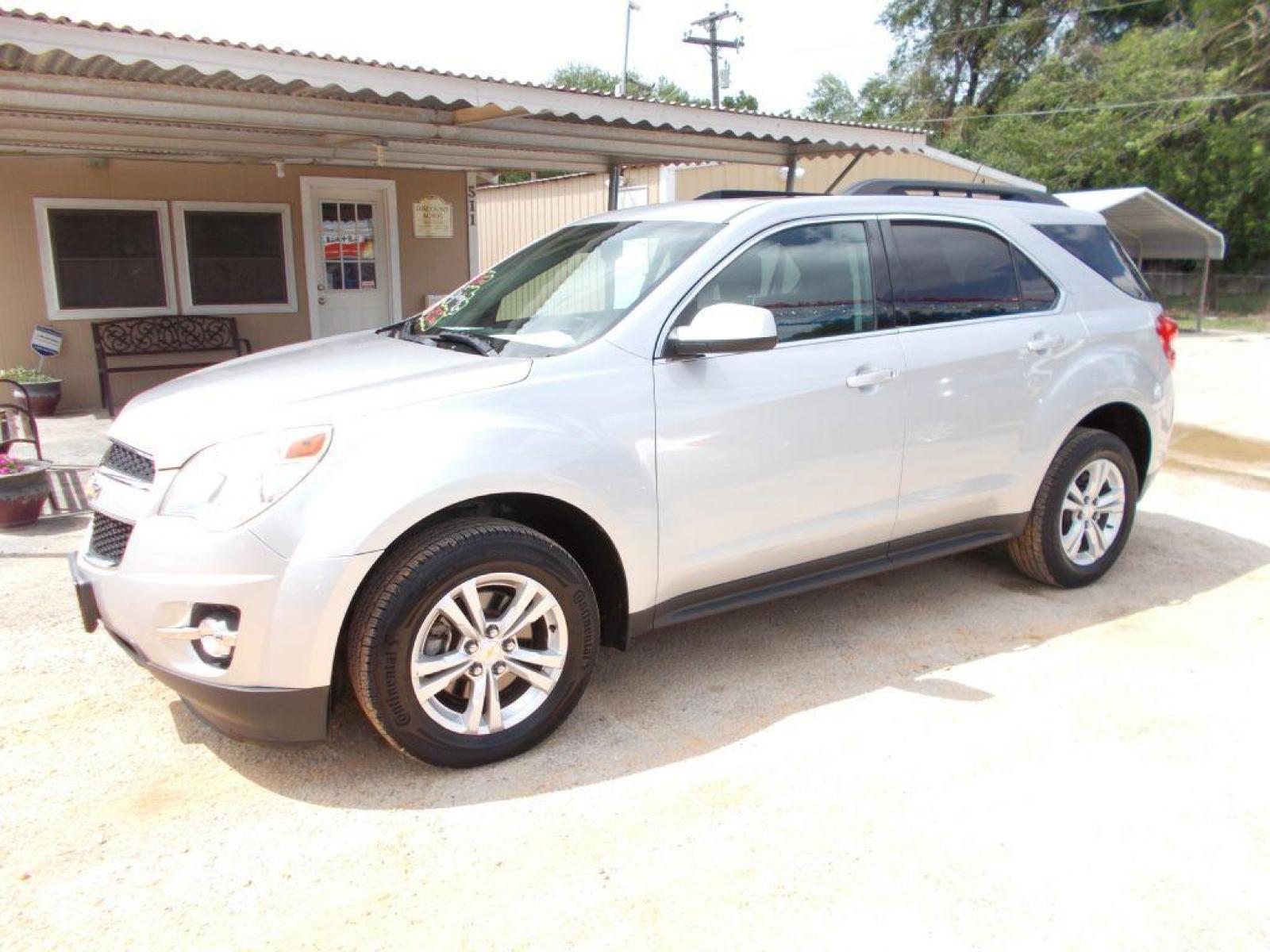 2013 SILVER CHEVROLET EQUINOX LT (2GNALPEK1D6) with an 2.4L engine, Automatic transmission, located at 124 Elm St., Cibolo, TX, 78108, (210) 658-3118, 29.559427, -98.232384 - Photo #0