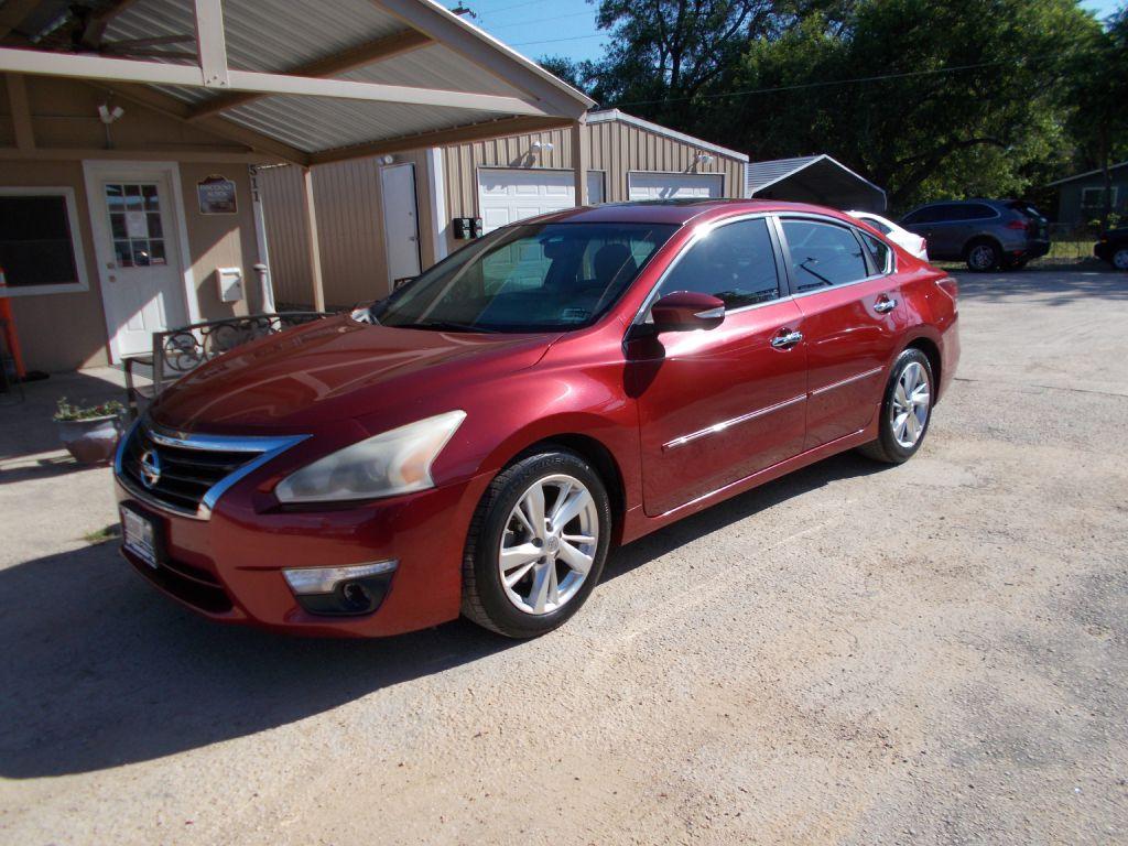 photo of 2013 NISSAN ALTIMA SV 4DR