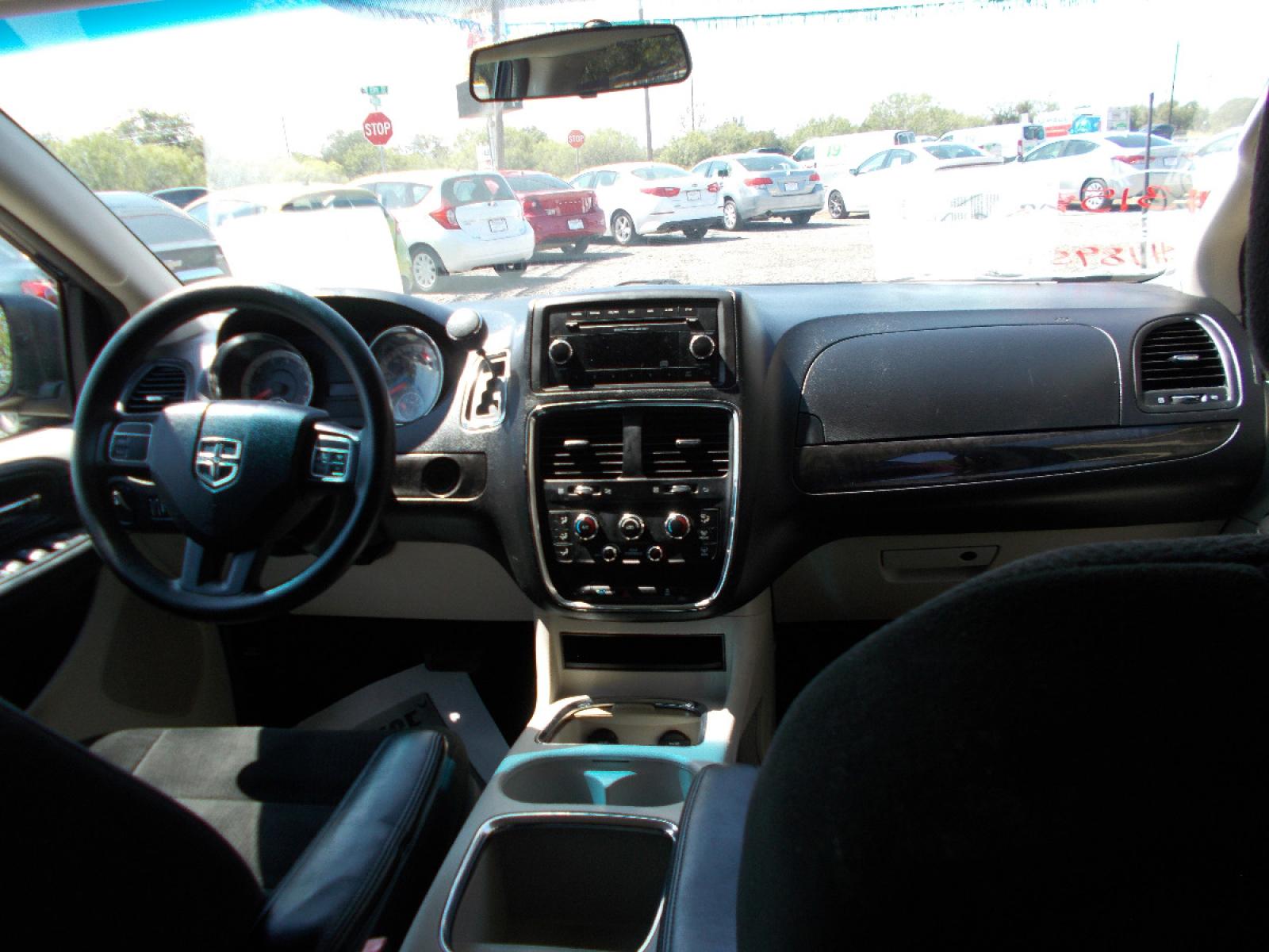 2015 BLUE DODGE GRAND CARAVAN SXT (2C4RDGCG2FR) with an 3.6L engine, Automatic transmission, located at 124 Elm St., Cibolo, TX, 78108, (210) 658-3118, 29.559427, -98.232384 - www.discountautosinc.com TEXT QUESTIONS TO 210-900-3118 41 MONTHLY PAYMENTS OF $340 WITH $1895 DOWN AND FINAL ODD PAYMENT OF $190.47 W/FIRST PAYMENT DUE 30 DAYS FROM DATE OF SALE. FEATURES: ELECTRIC SLIDING DOORS and BACK LIFT GATE WARRANTY ON ENGINE and TRANSMISSION ONLY - Photo #7