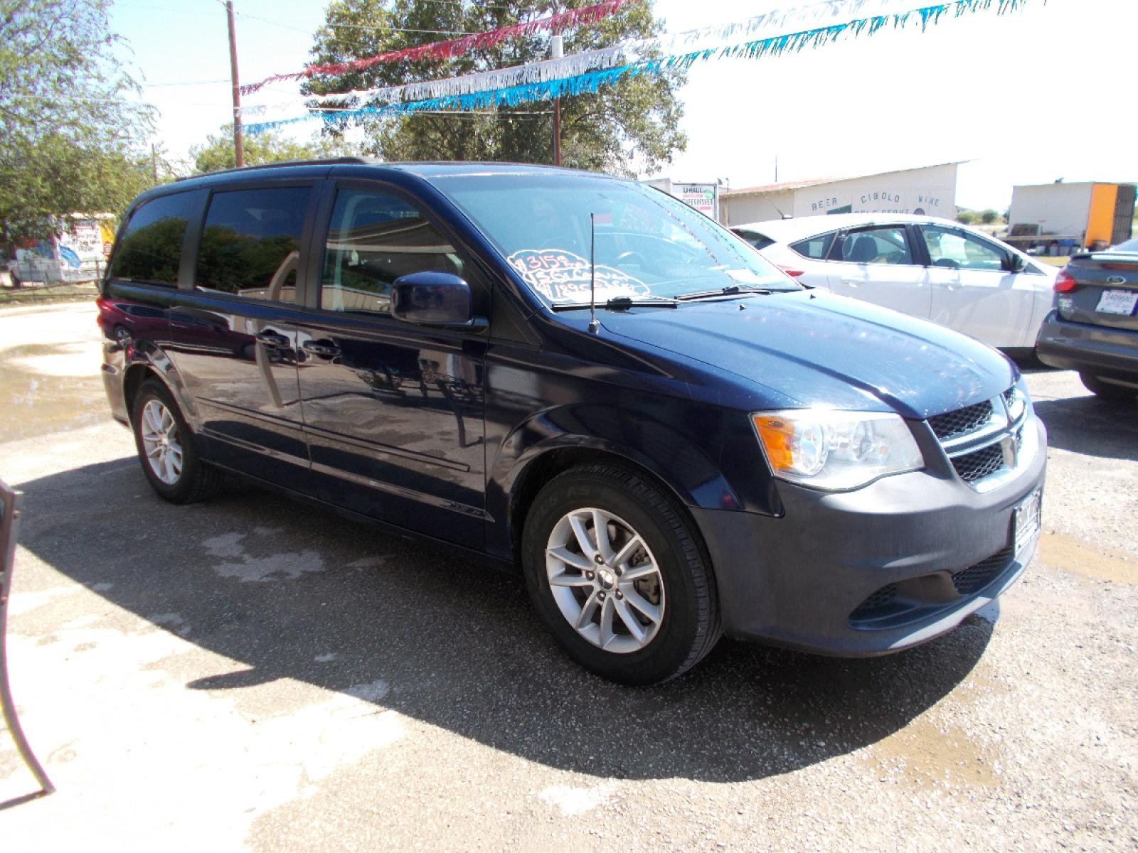 2015 BLUE DODGE GRAND CARAVAN SXT (2C4RDGCG2FR) with an 3.6L engine, Automatic transmission, located at 124 Elm St., Cibolo, TX, 78108, (210) 658-3118, 29.559427, -98.232384 - www.discountautosinc.com TEXT QUESTIONS TO 210-900-3118 41 MONTHLY PAYMENTS OF $300 WITH $1495 DOWN AND FINAL ODD PAYMENT OF $224.97 W/FIRST PAYMENT DUE 30 DAYS FROM DATE OF SALE. FEATURES: ELECTRIC SLIDING DOORS WARRANTY ON ENGINE and TRANSMISSION ONLY FOR 3 MONTHS OR 3,00 - Photo #9