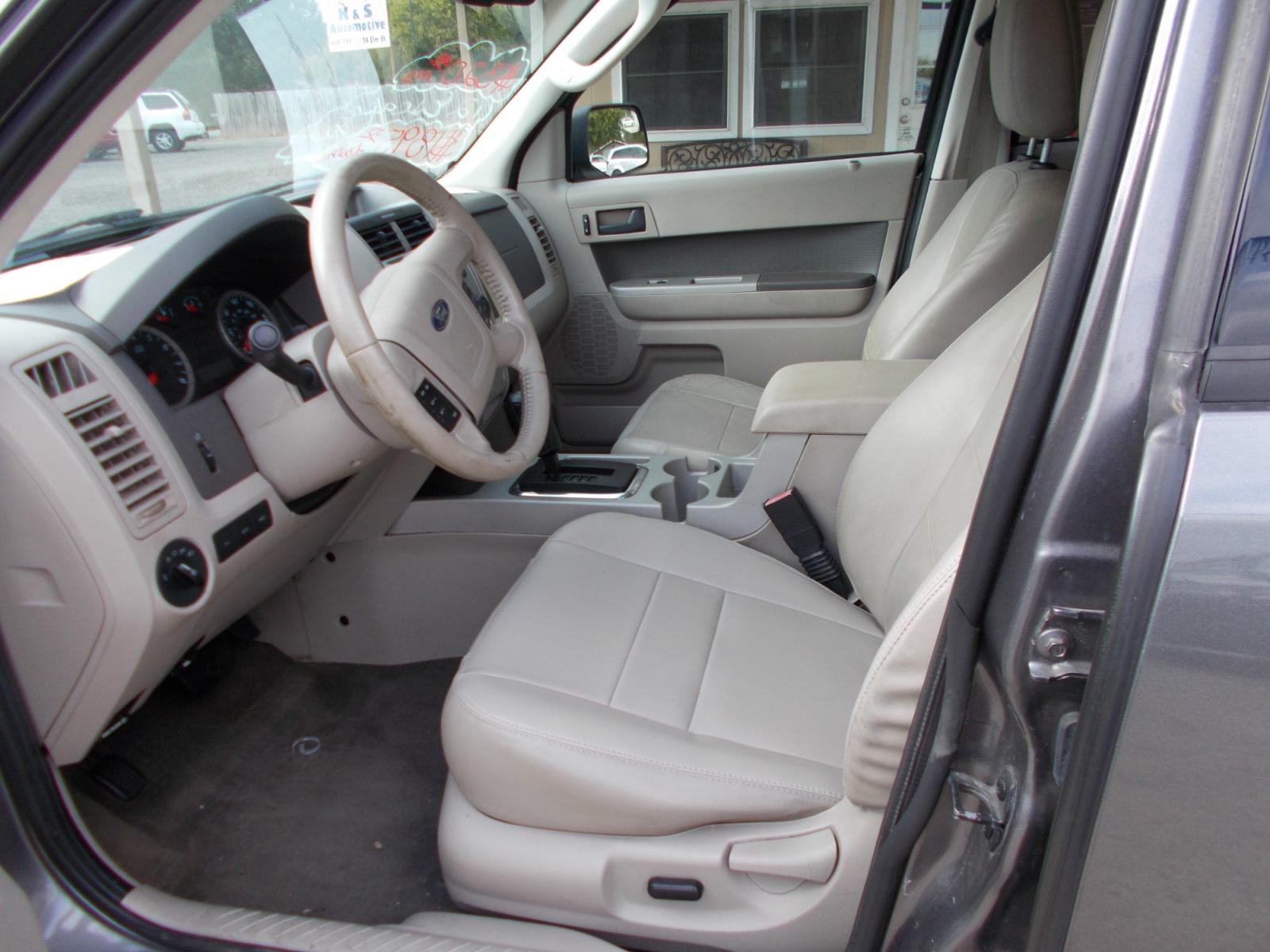 2012 GRAY FORD ESCAPE XLT (1FMCU9DG9CK) with an 3.0L engine, Automatic transmission, located at 124 Elm St., Cibolo, TX, 78108, (210) 658-3118, 29.559427, -98.232384 - www.discountautosinc.com TEXT QUESTIONS TO 210-900-3118 35 MONTHLY PAYMENTS OF $320 WITH $1895 DOWN AND FINAL ODD PAYMENT OF $69.11 W/FIRST PAYMENT DUE 30 DAYS FROM DATE OF SALE. FEATURES: BLUE TOOTH, SUN ROOF WARRANTY ON ENGINE and TRANSMISSION ONLY FOR 3 MONTHS OR 3,000 ML - Photo #1