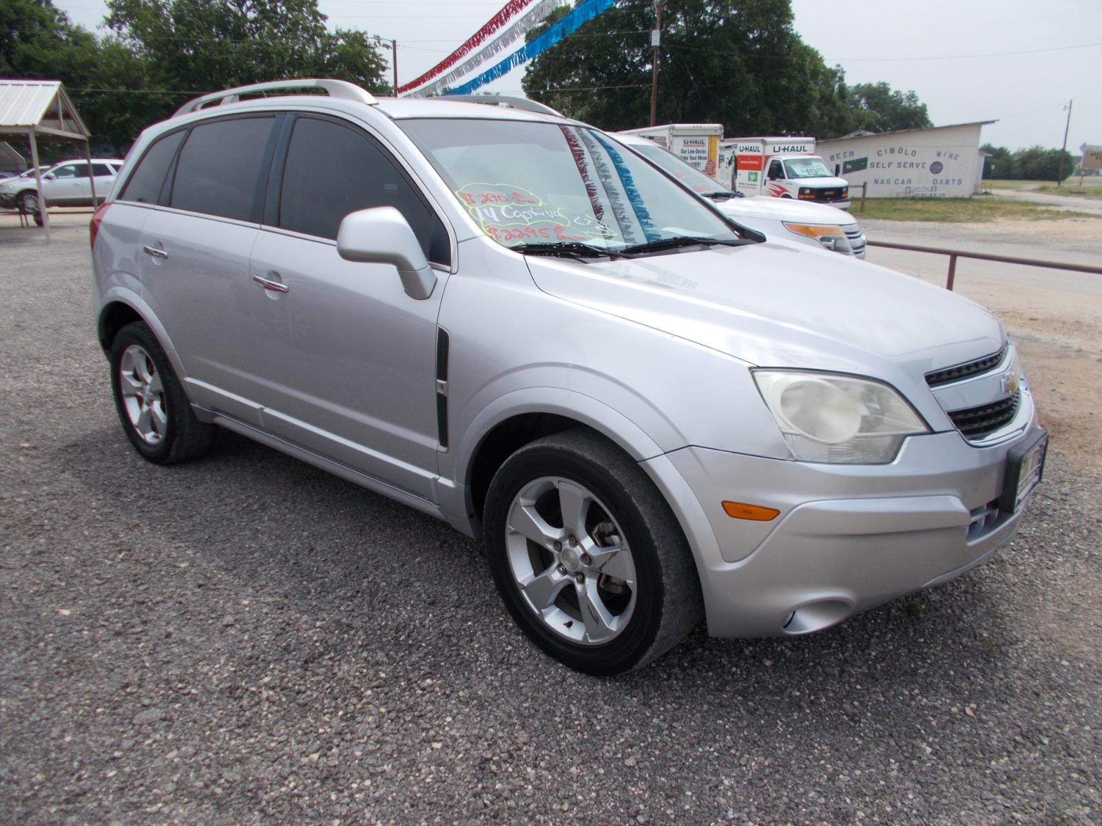 2014 SILVER CHEVROLET CAPTIVA LTZ (3GNAL4EK2ES) with an 2.4L engine, Automatic transmission, located at 124 Elm St., Cibolo, TX, 78108, (210) 658-3118, 29.559427, -98.232384 - www.discountautosinc.com TEXT QUESTIONS TO 210-900-3118 41 MONTHLY PAYMENTS OF $290 WITH $2295 DOWN AND FINAL ODD PAYMENT OF $114.08 W/FIRST PAYMENT DUE 30 DAYS FROM DATE OF SALE. FEATURES: LTZ PKG, SUN ROOF, HEATED LEATHER SEATS ** NO WARRANTY, SOLD AS IS ** 42 MO'S TERM W/ 2 - Photo #8