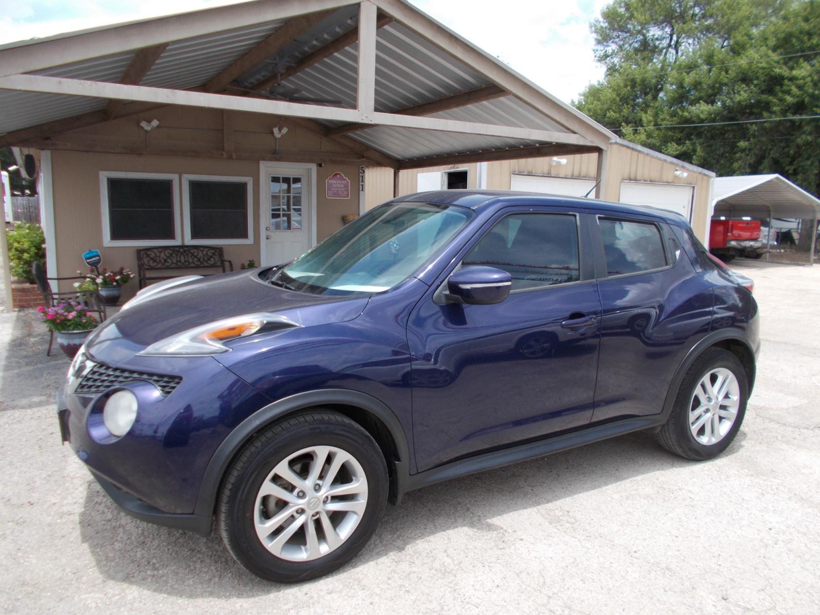 2015 BLUE NISSAN JUKE S (JN8AF5MR3FT) with an 1.6L engine, Continuously Variable transmission, located at 124 Elm St., Cibolo, TX, 78108, (210) 658-3118, 29.559427, -98.232384 - www.discountautosinc.com TEXT QUESTIONS TO 210-900-3118 41 MONTHLY PAYMENTS OF $320 WITH $2495 DOWN AND FINAL ODD PAYMENT OF $88.26 W/FIRST PAYMENT DUE 30 DAYS FROM DATE OF SALE. FEATURES: BACK UP CAMERA, BLUE TOOTH WARRANTY ON ENGINE and TRANSMISSION ONLY FOR 3 MONTHS OR 3,0 - Photo #0